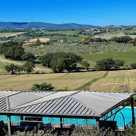 Villa 6 Holiday Apts - 12 Mins Walk To Spoleto Central And Train Station Fantastic