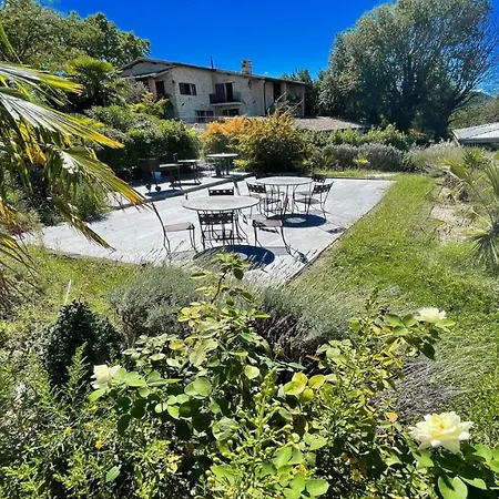 Villa 6 Holiday Apts - 12 Mins Walk To Spoleto Central And Train Station Fantastic *