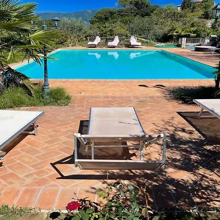 6 Holiday Apts - 12 Mins Walk To Spoleto Central And Train Station Fantastic