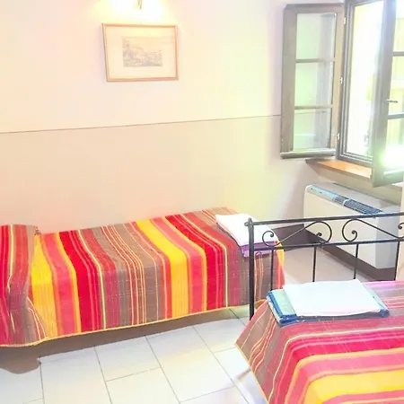 6 Holiday Apts - 12 Mins Walk To Spoleto Central And Train Station Fantastic فيلة Colle Umberto (Umbria)