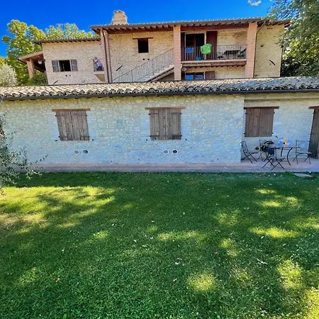 6 Holiday Apts - 12 Mins Walk To Spoleto Central And Train Station Fantastic Colle Umberto (Umbria)